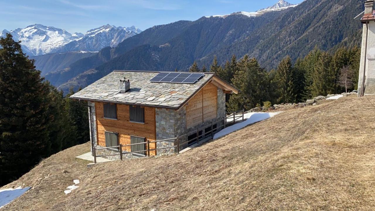 Chalet Baita Delle Favole Di Rosarita Berbenno di Valtellina Dış mekan fotoğraf